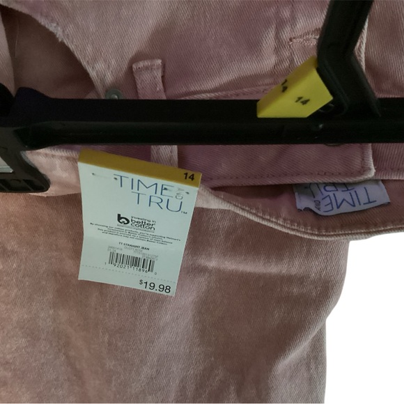 NWT TIME & TRU SIZE 14 WOMENS JEANS IN ACID WASH PINK WITH CUTOFF ANKLE.  GIFT - Picture 4 of 4